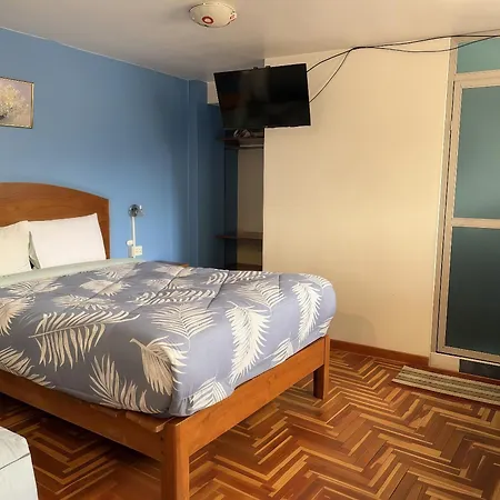 Naty\'S Guest House